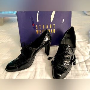 Fabulous Stuart Weitzman wingtip heels